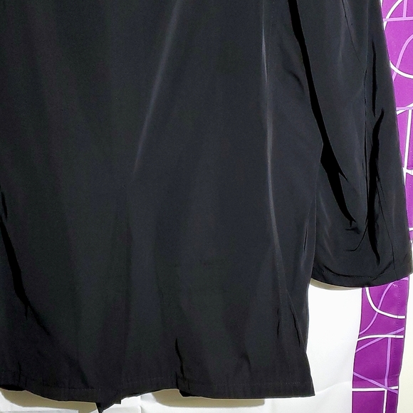 Bugatti Black Trench Coat - Size 44R - Picture 15 of 16